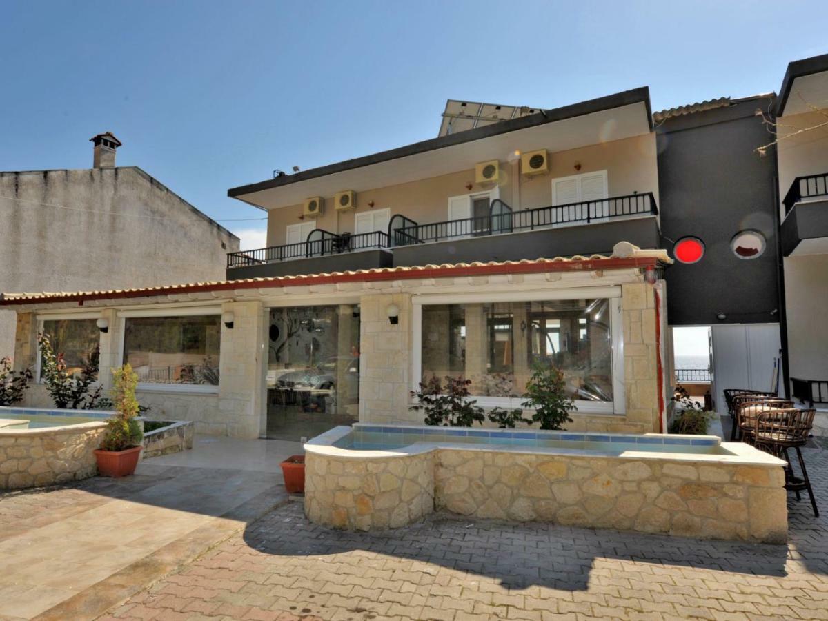 Coralli Holidays - Loutra Agias Paraskevis 아기아 파라스케비 외부 사진